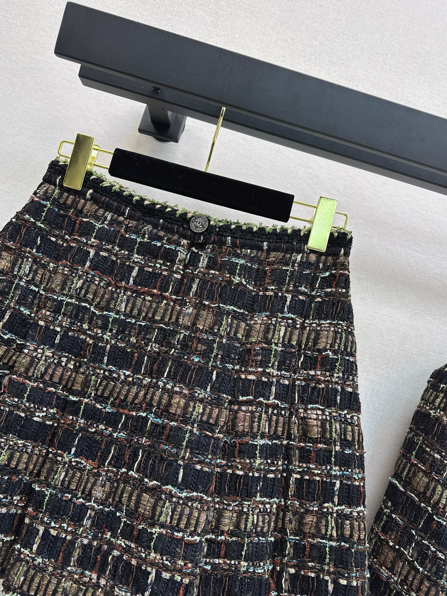 The latest woven suits from the autumn and winter catwalks
