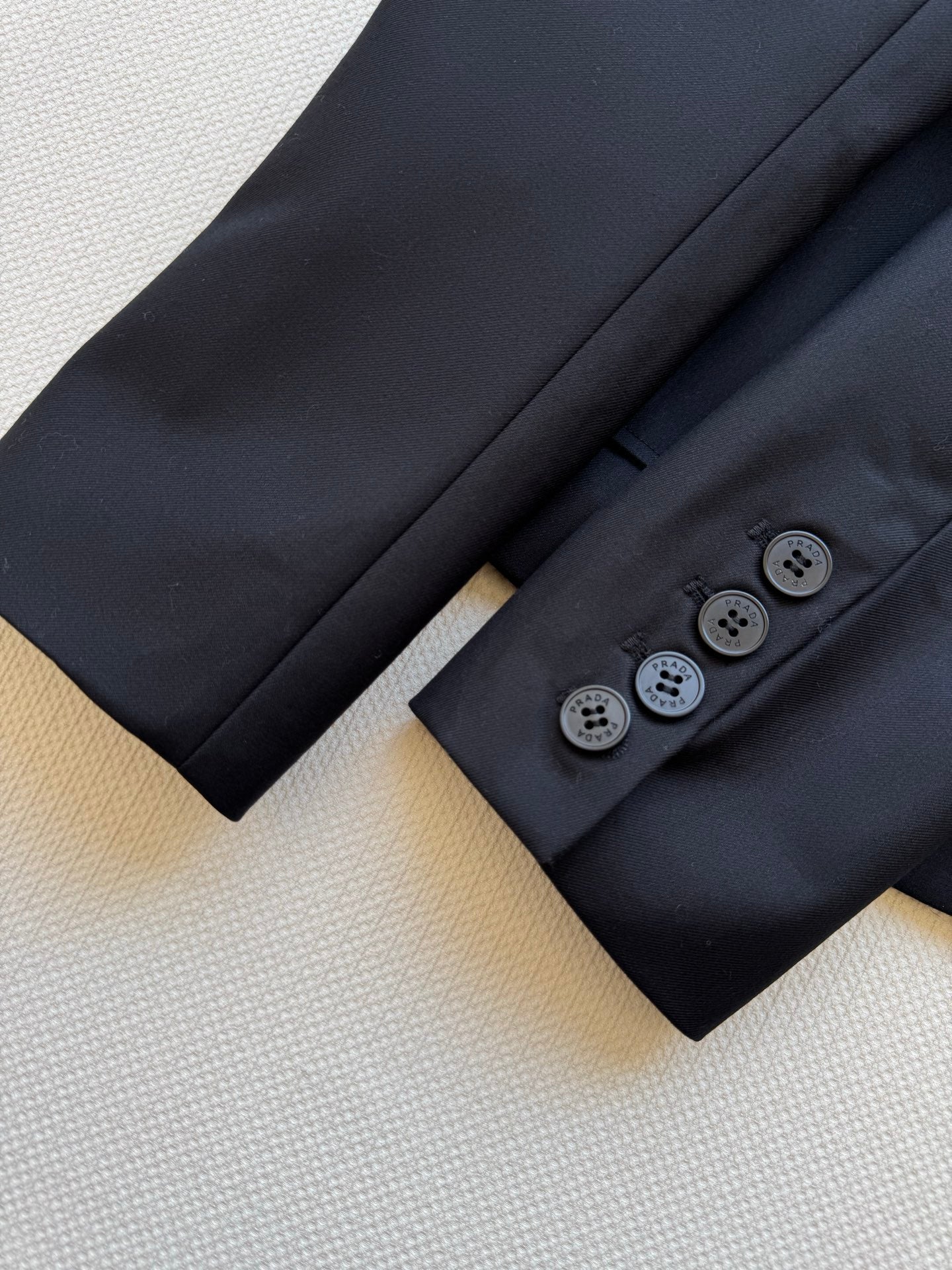 25 logo blazer