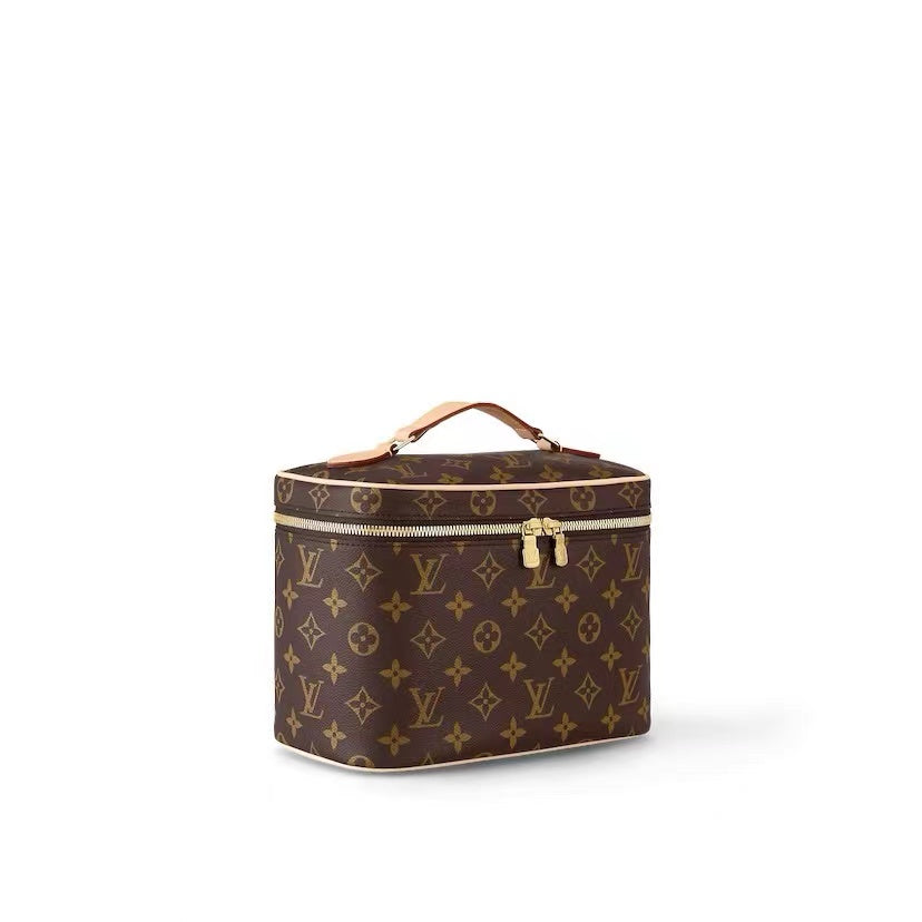Cosmetic bag