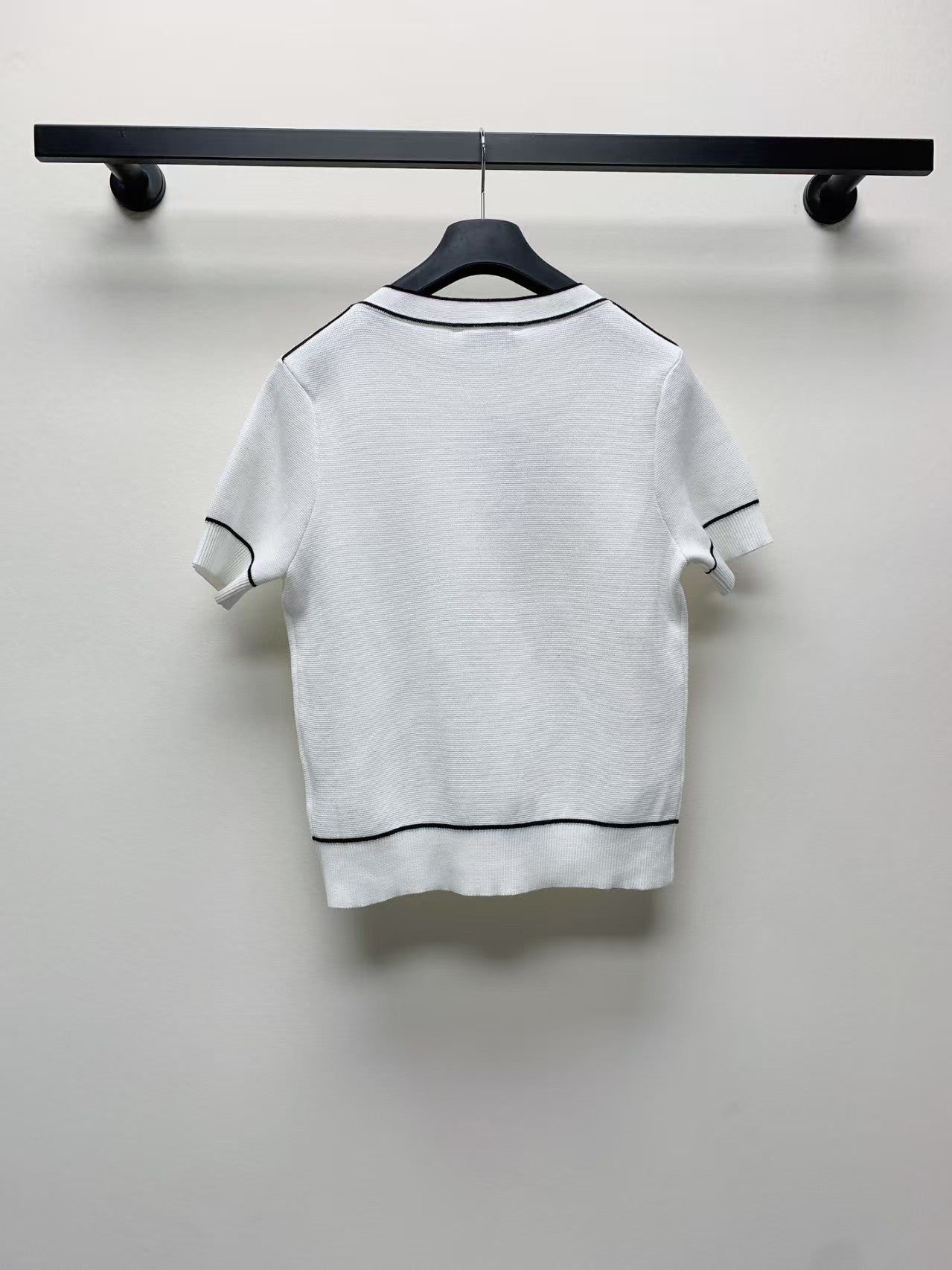 logo little bee knitted sweater short sleeves