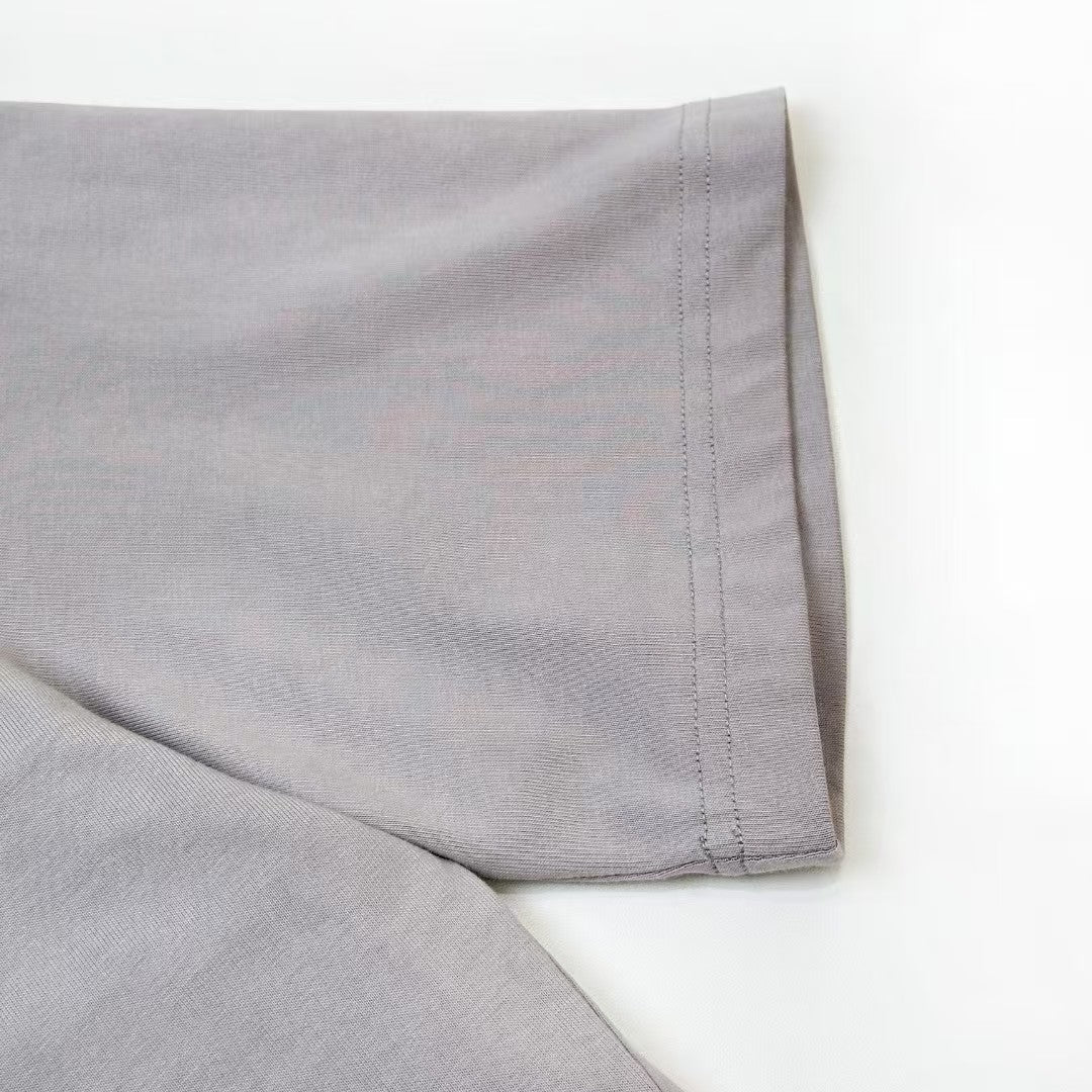 loose fit short sleeves