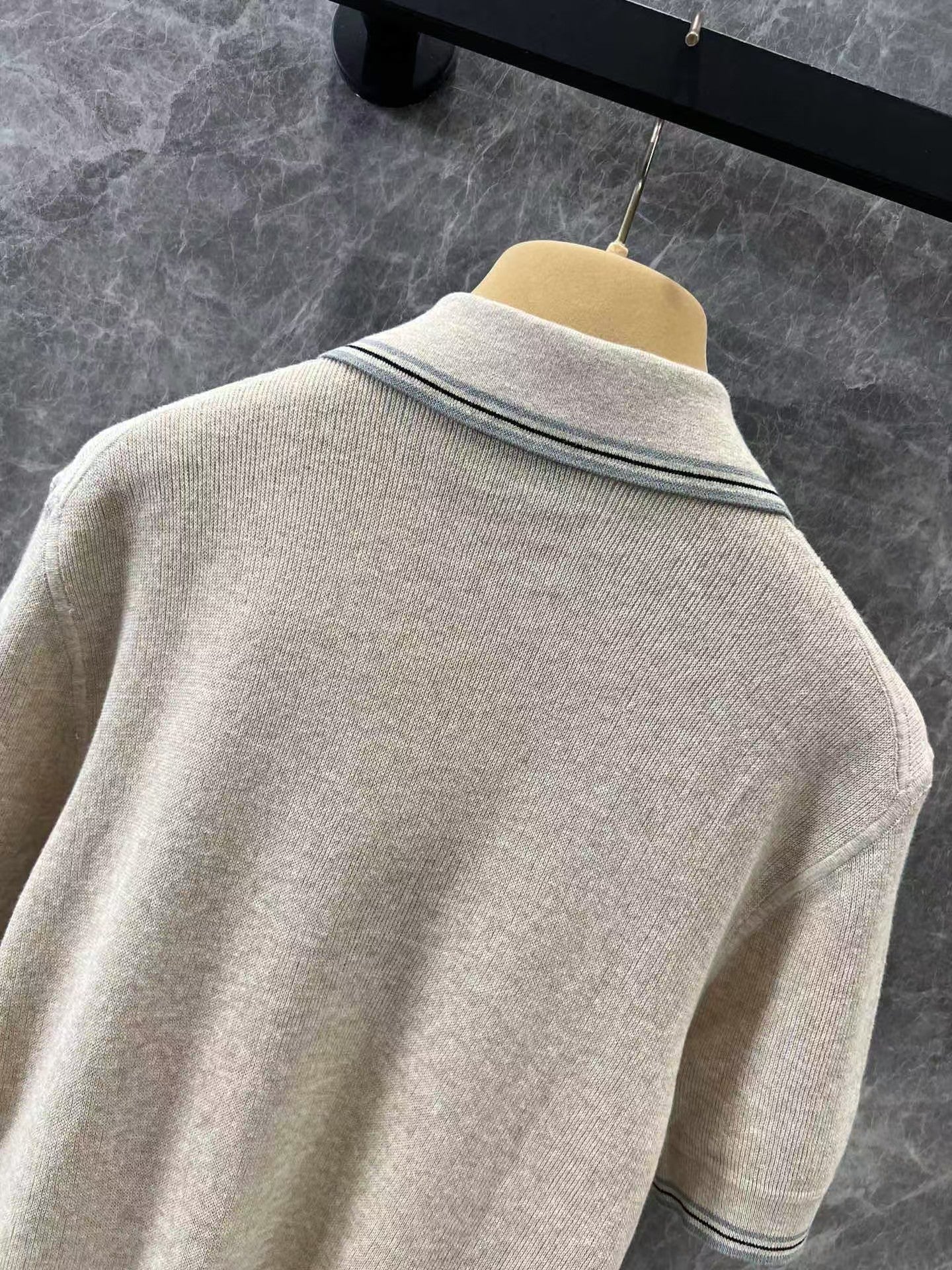 New Arrivals Letter Micro Logo Polo Neck Short Sleeve Knit