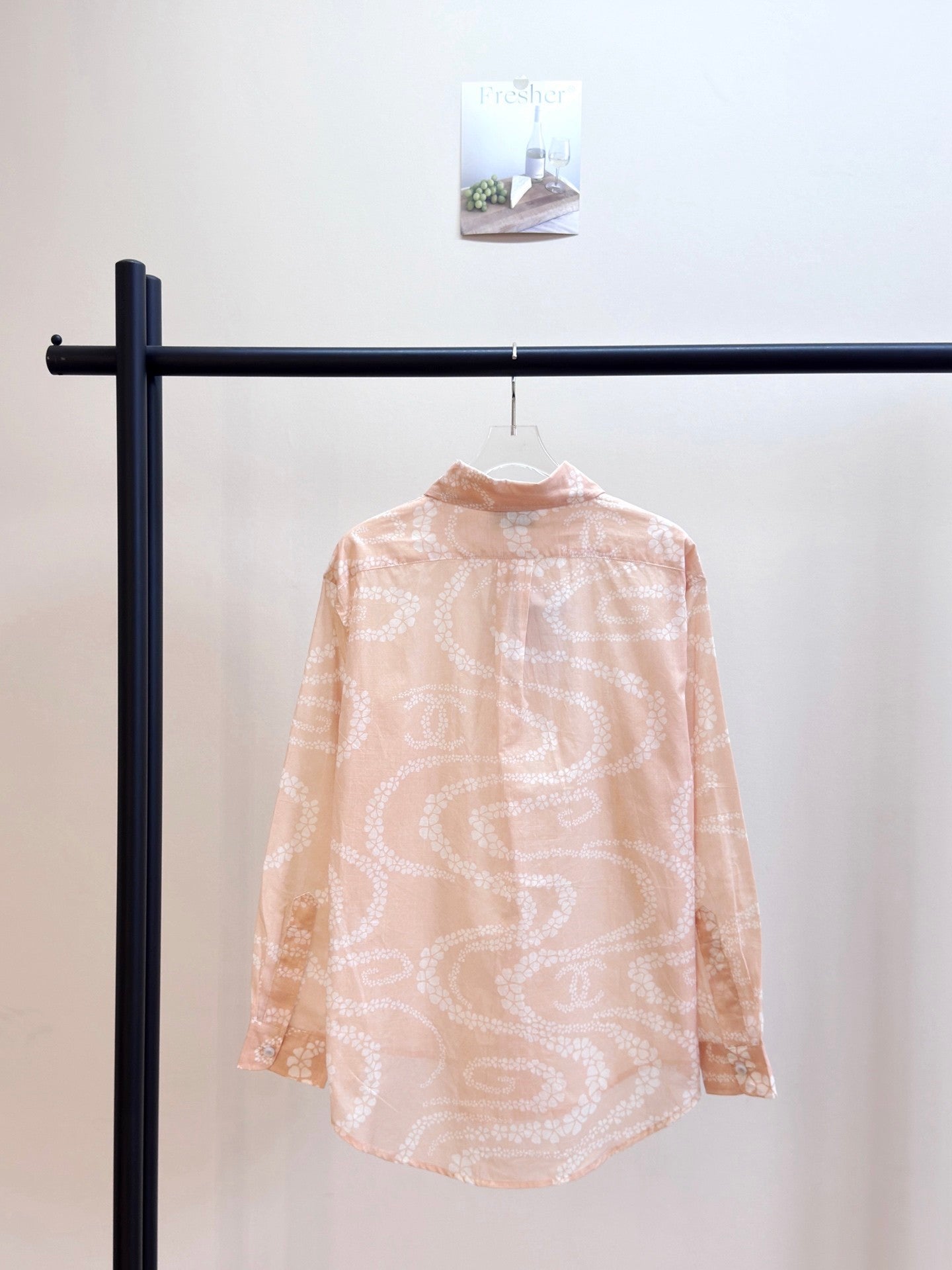new printed shirt with a lapel collar