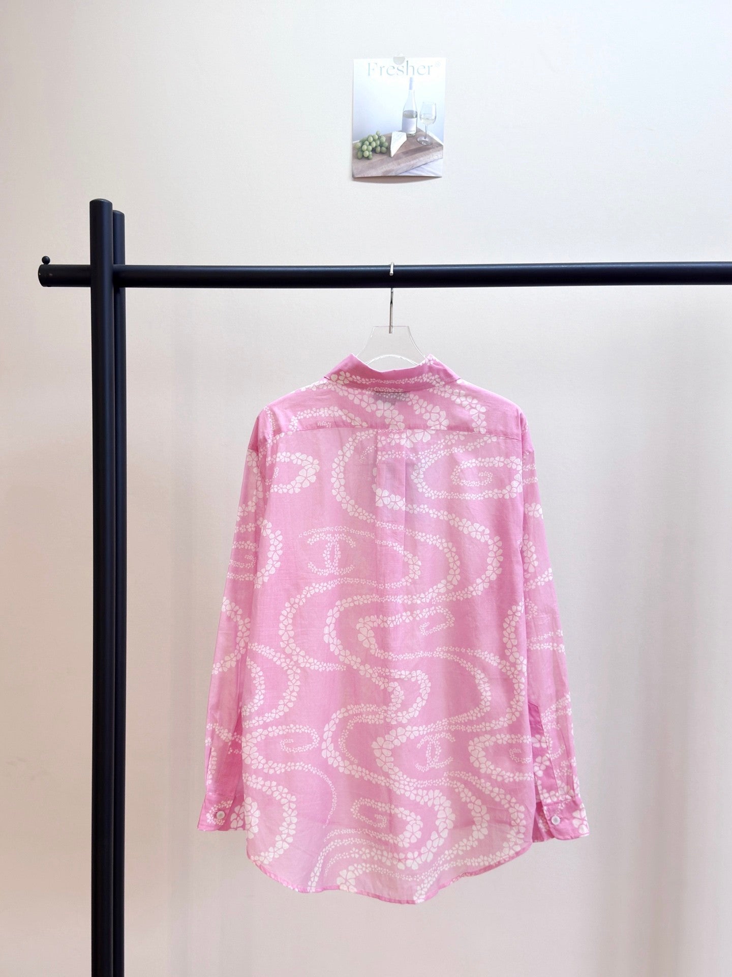 new printed shirt with a lapel collar