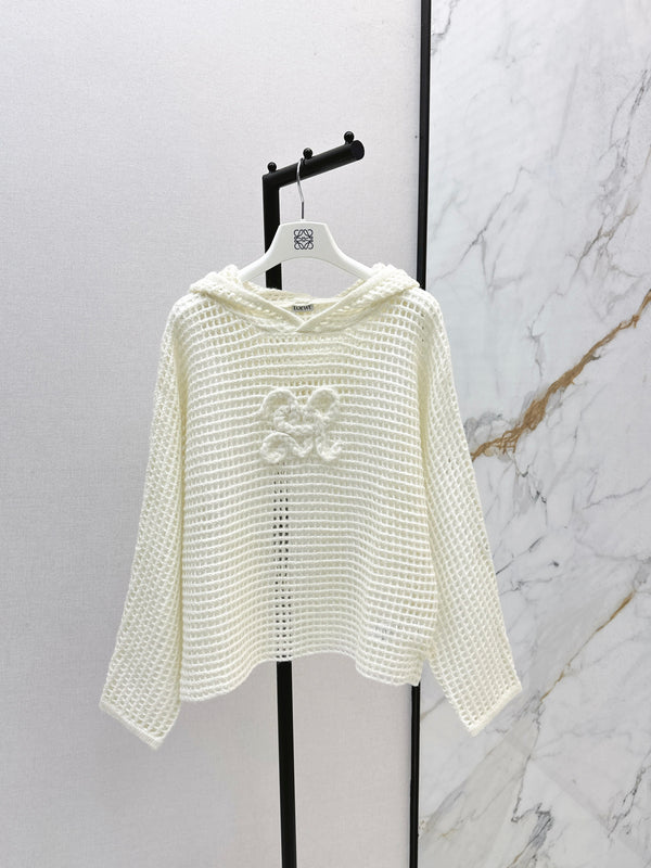 The latest autumn and winter three-dimensional crochet pattern hooded hollow knit sweater