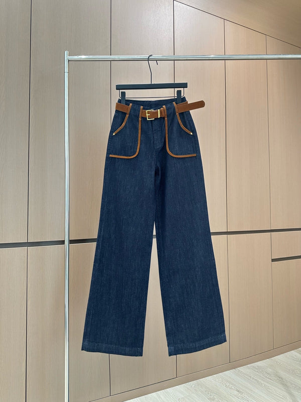 2025 jeans with contrasting topstitching