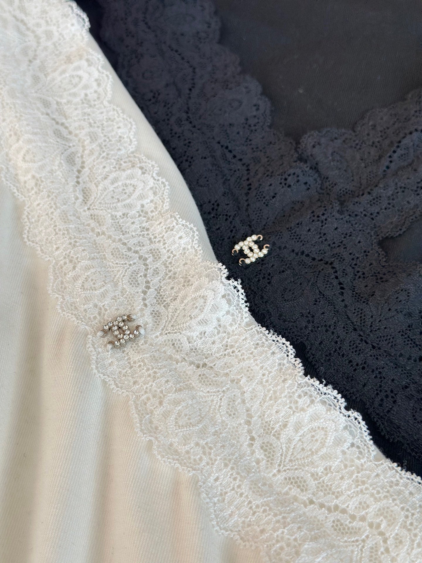 2025 new lace stitching Tencel wool bottoming shirt