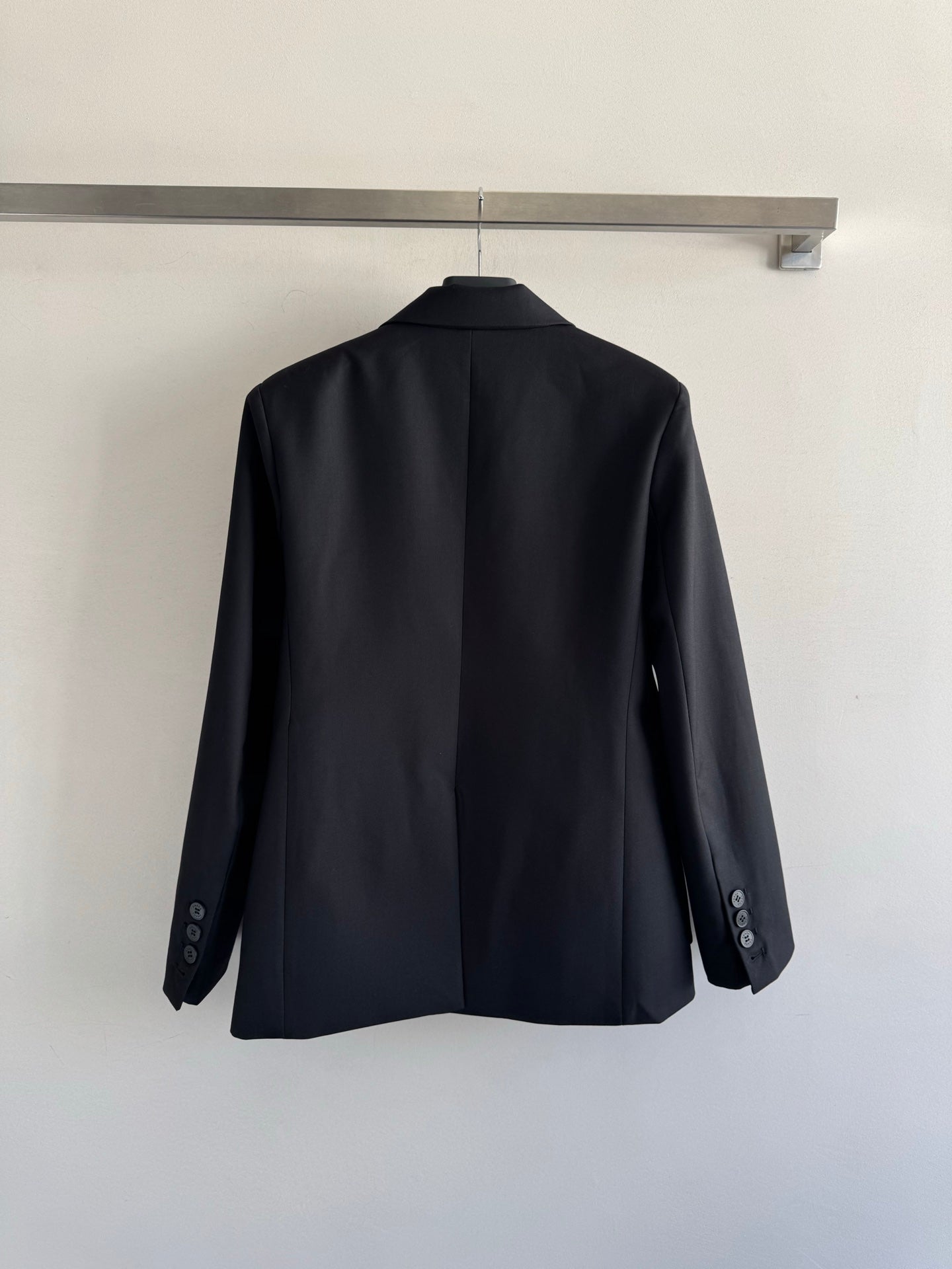 25 logo blazer