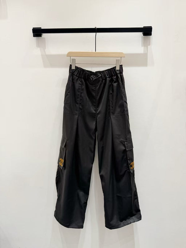 25 Spring and Summer Straight Casual Pants