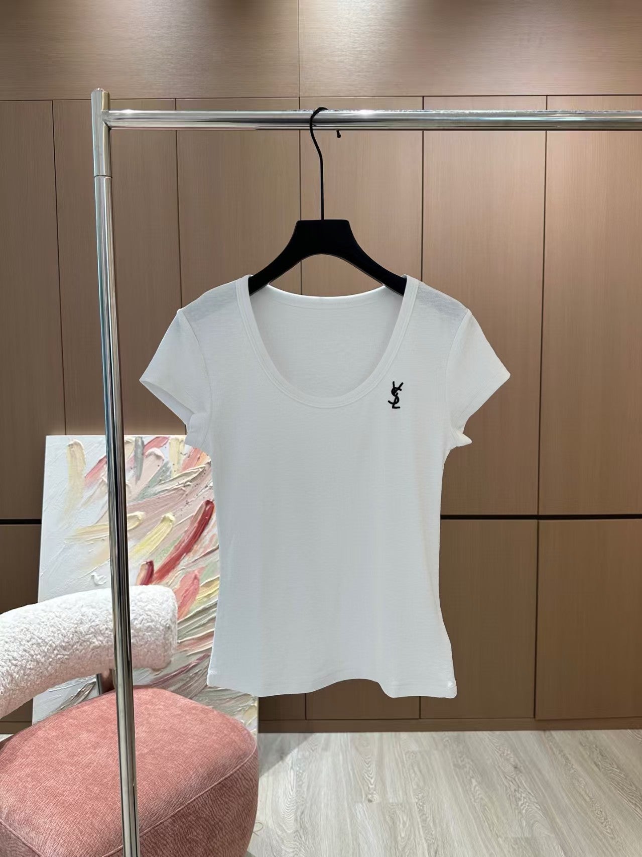 New Contrast Color Embroidery Short Sleeve T-shirt