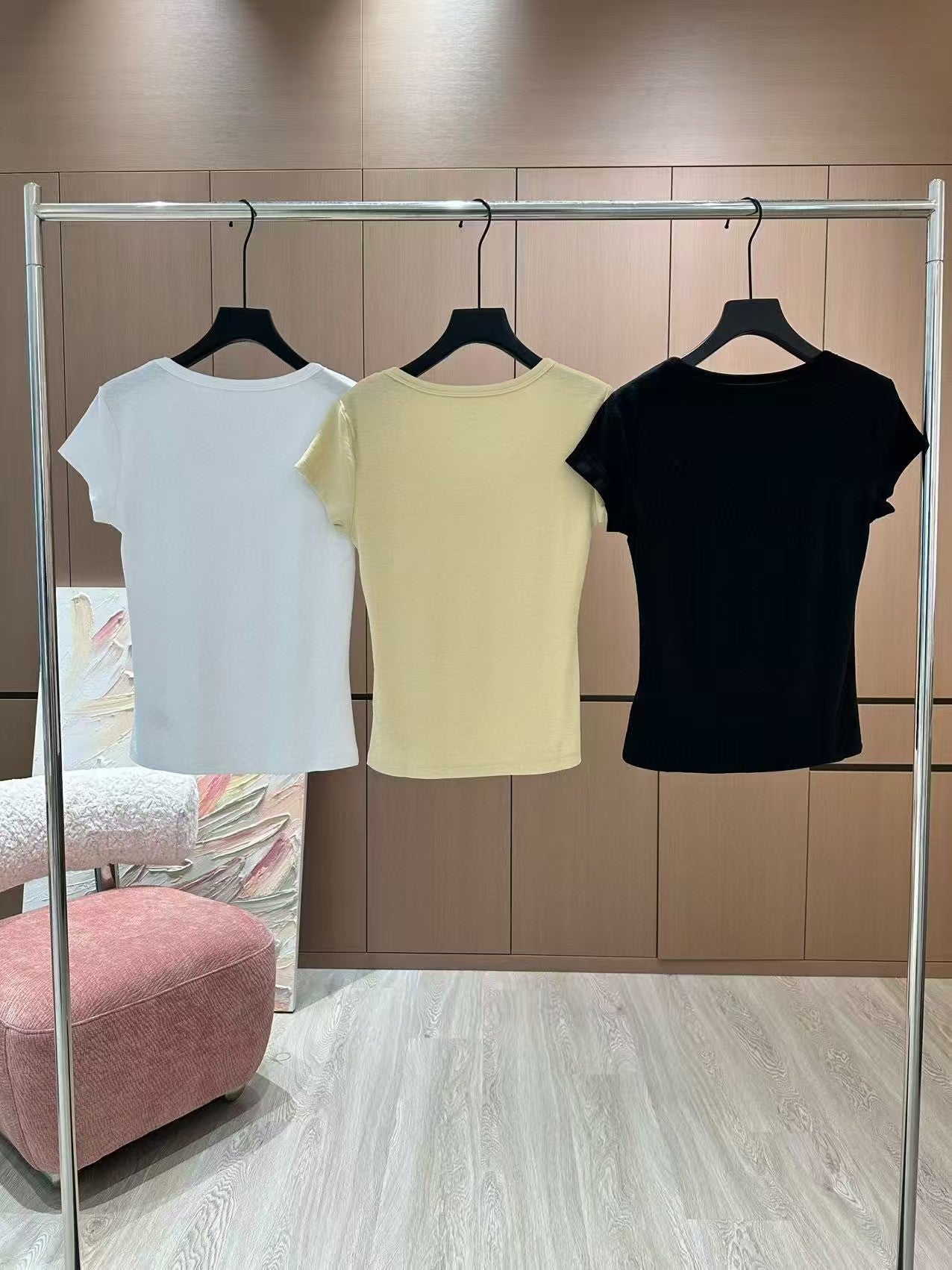 New Contrast Color Embroidery Short Sleeve T-shirt