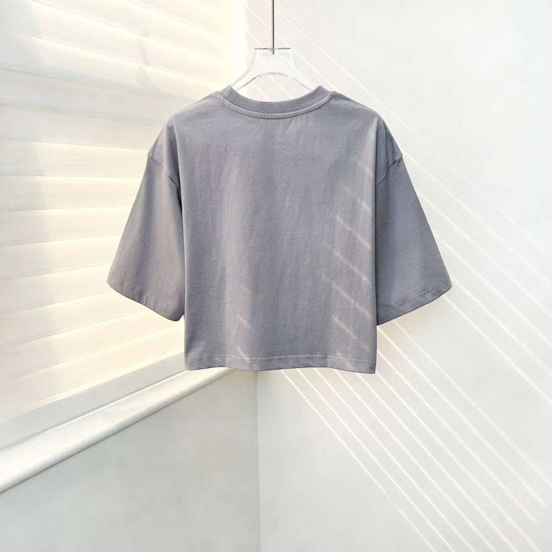 loose fit short sleeves