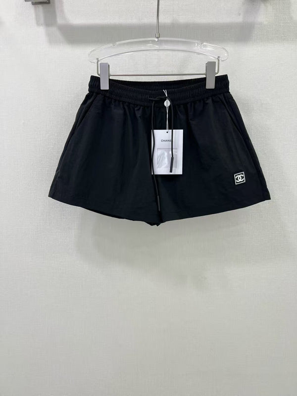 25 Early Spring Work Shorts