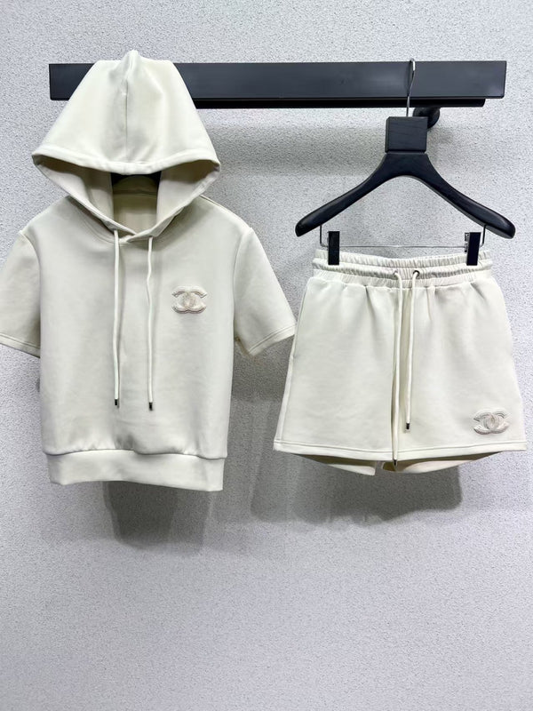 25 short sleeve hooded sweatshirt set