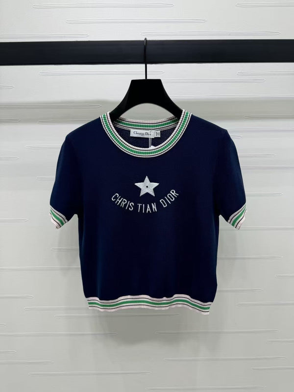 Embroidered logo knit short sleeves