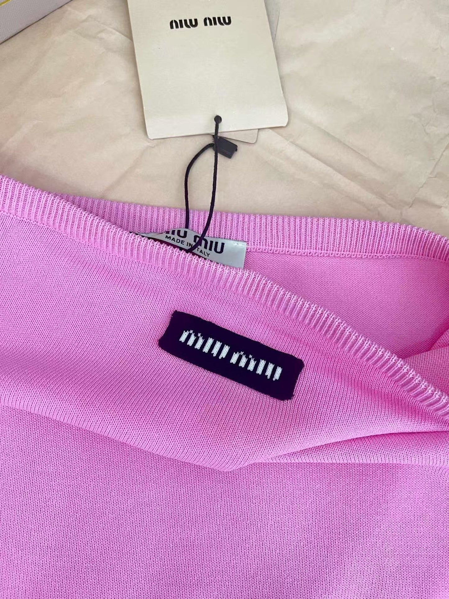 Lettering jacquard tube top