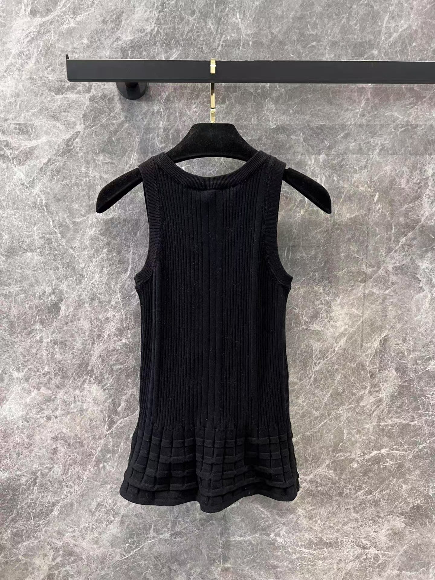 jacquard knit vest