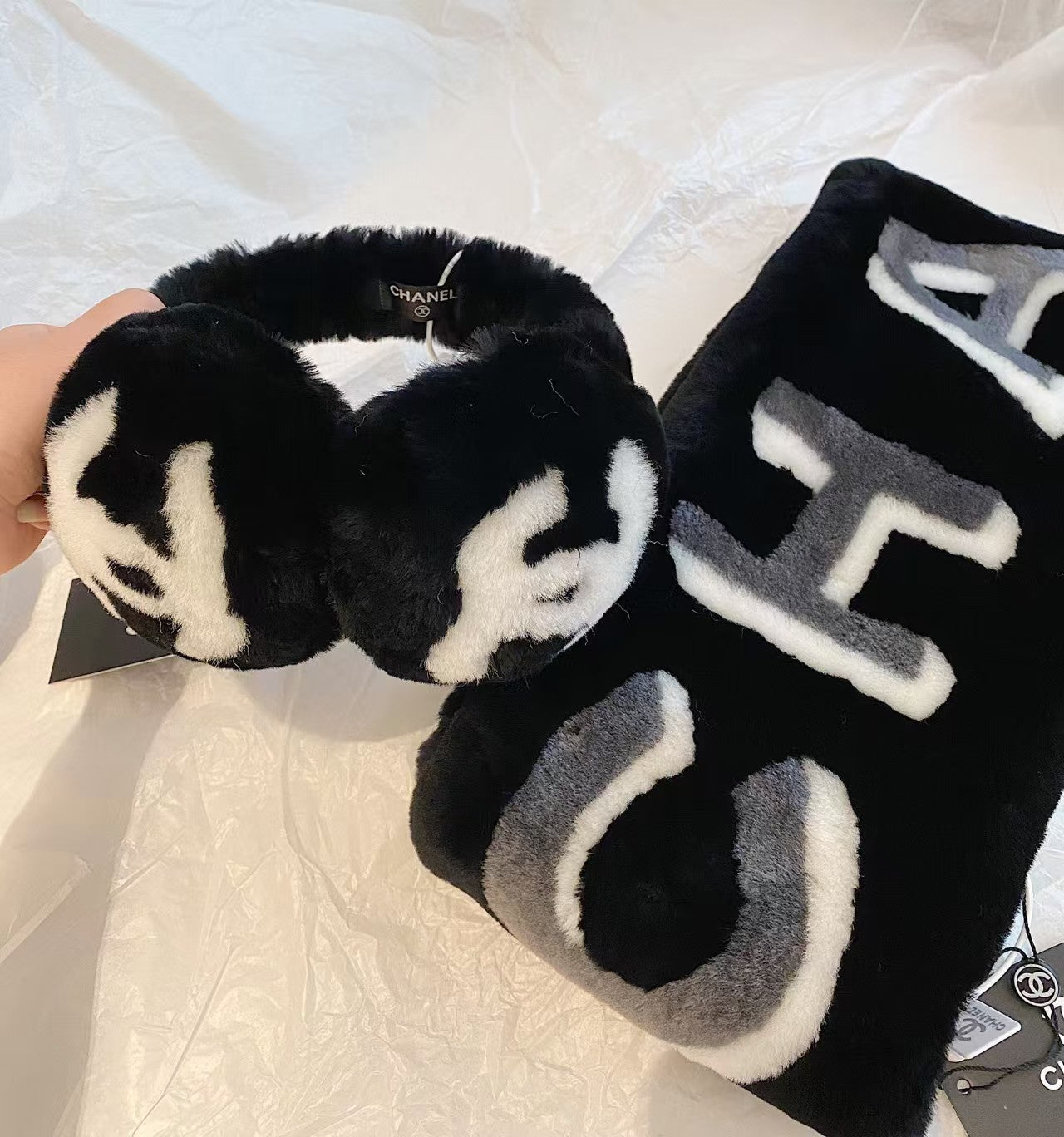 Chemical Series Earmuffs