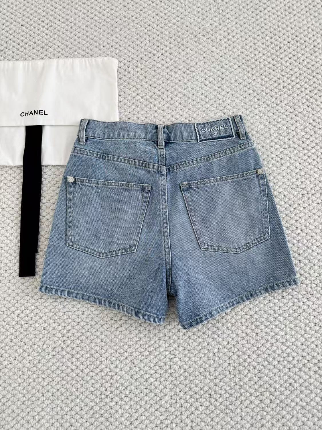 New Small   Shorts  SML