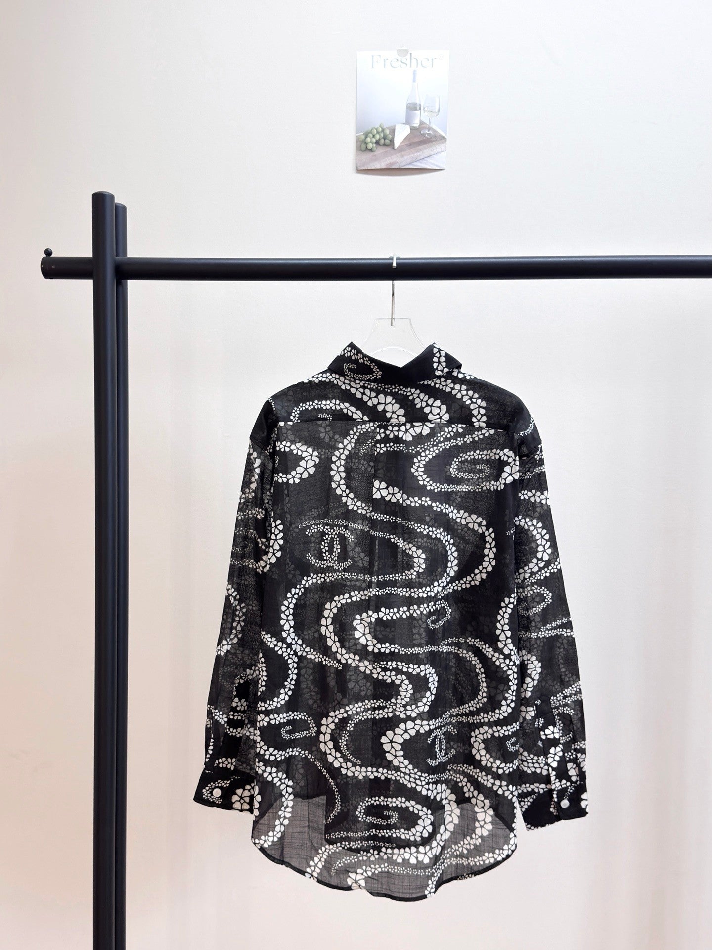 new printed shirt with a lapel collar