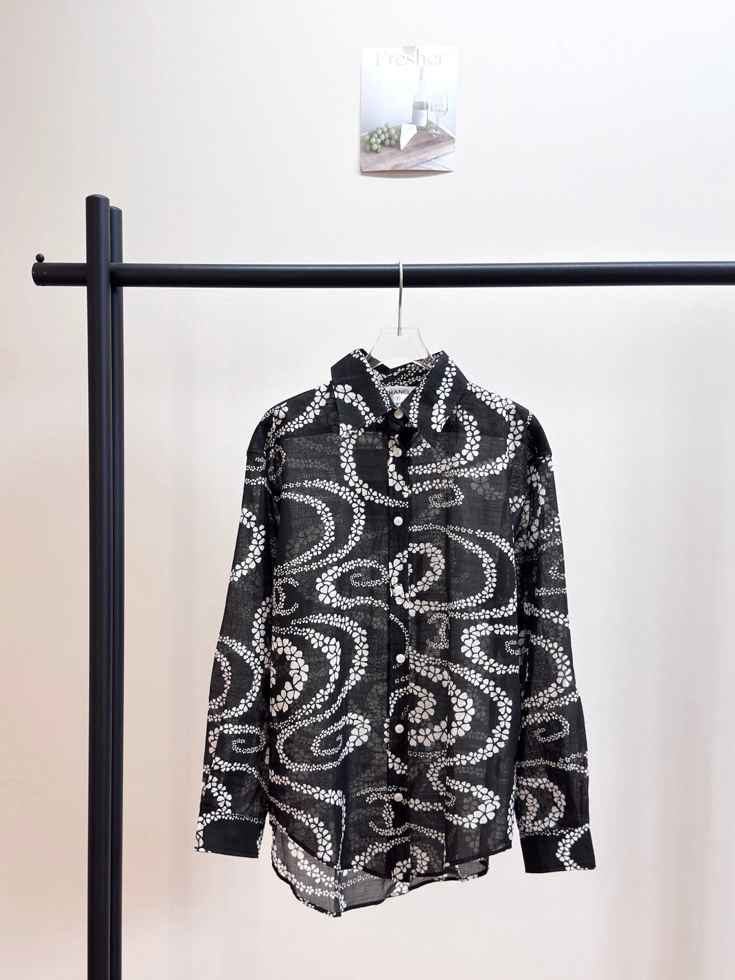 new printed shirt with a lapel collar