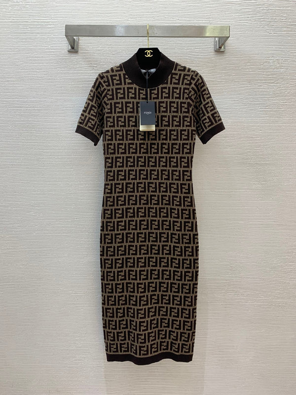 jacquard slimming stretch knit short sleeve dress