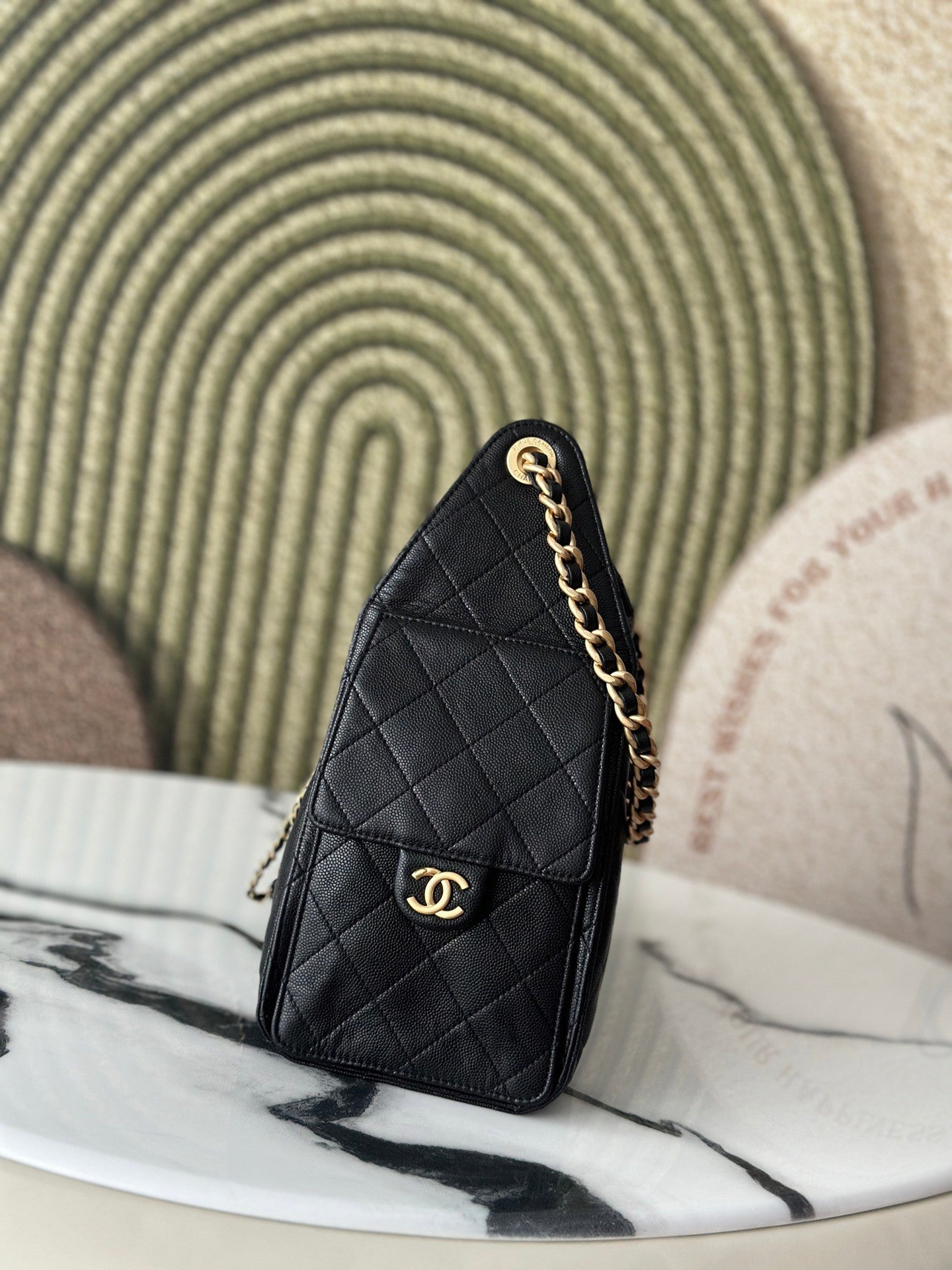 Cowhide ball-grain underarm bag