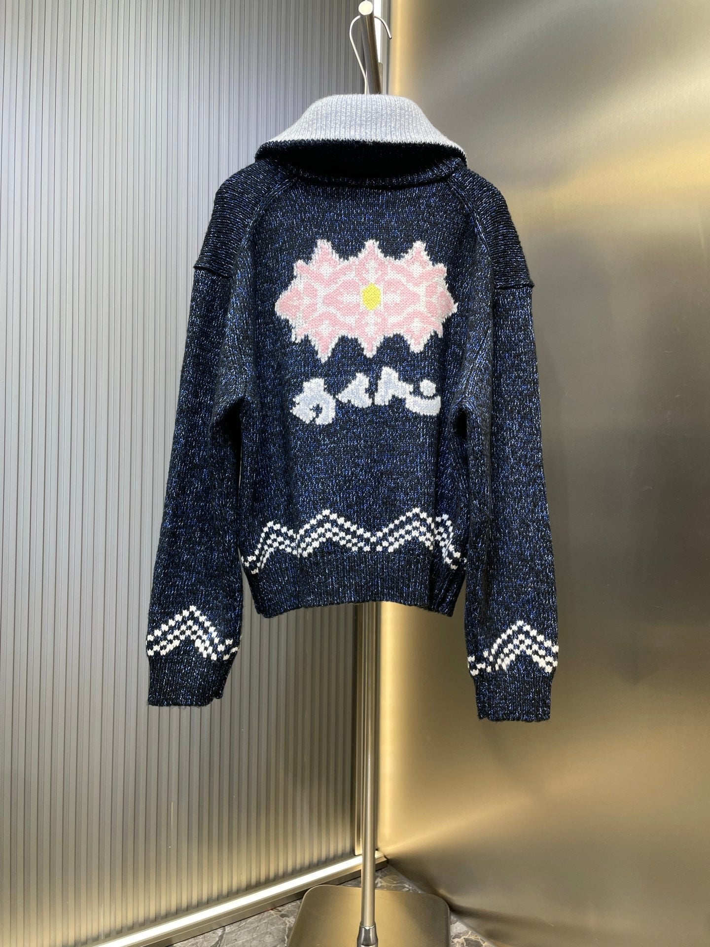 Flower jacquard heavy-duty zipper jacket