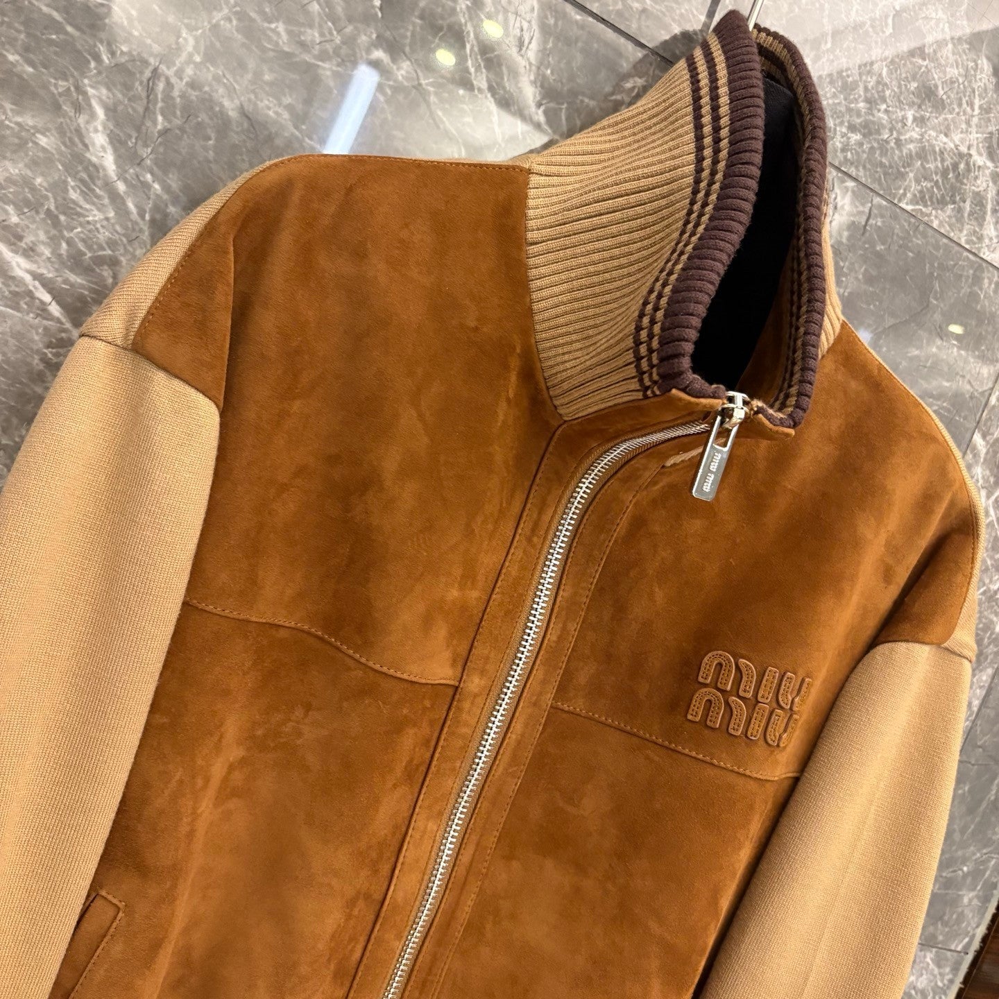 Retro jacket with colorblocking