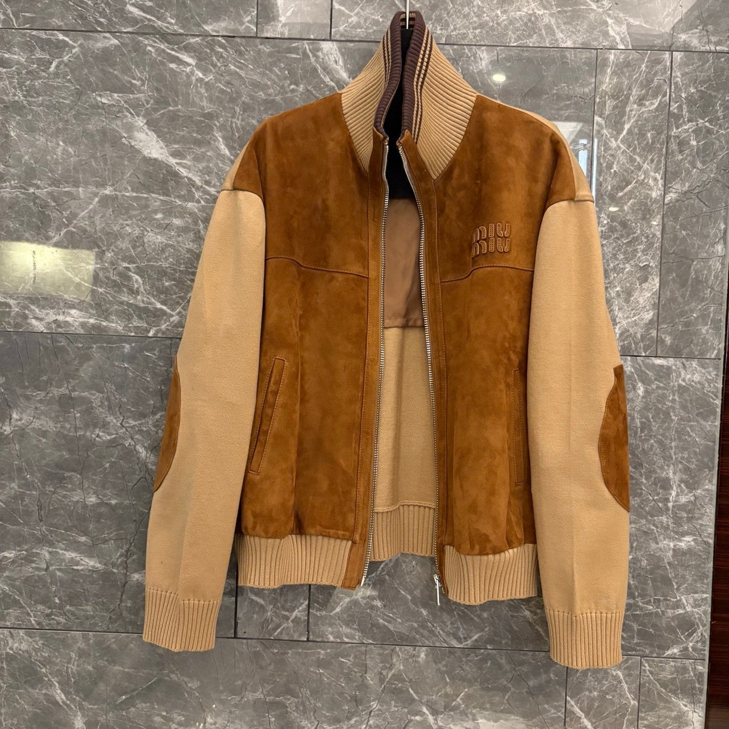 Retro jacket with colorblocking