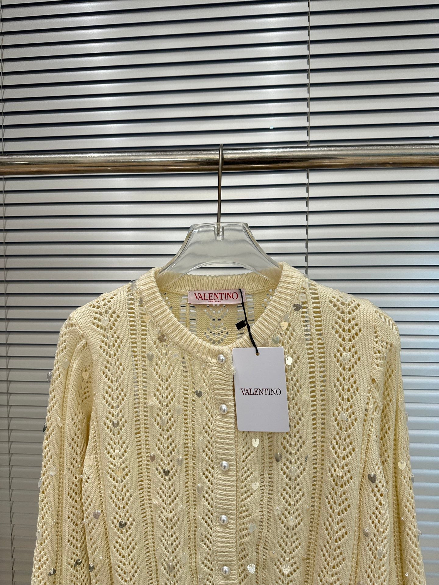 25 Early Autumn New Round Neck Jean Knit Cardigan