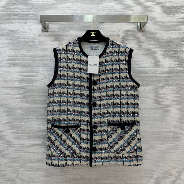 Sleeveless jacket top