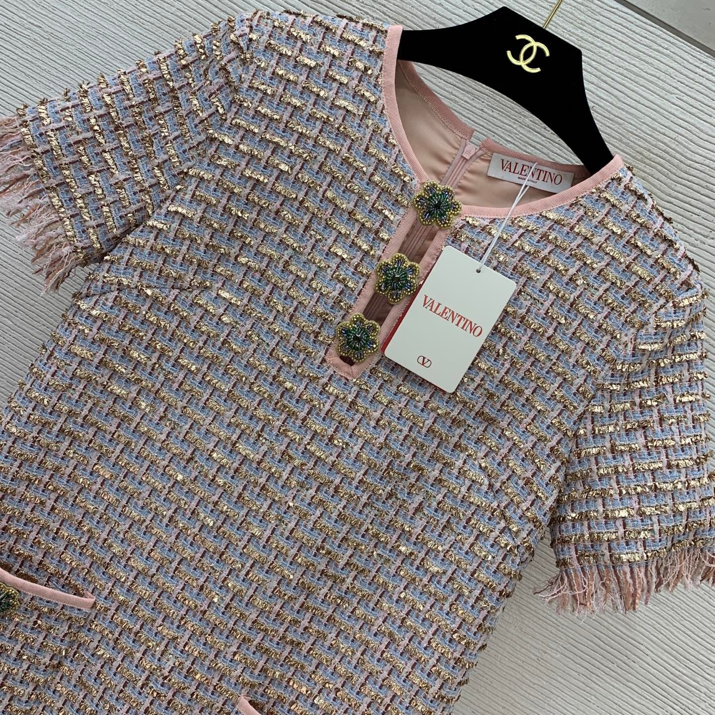 Chanel style short-sleeved dress