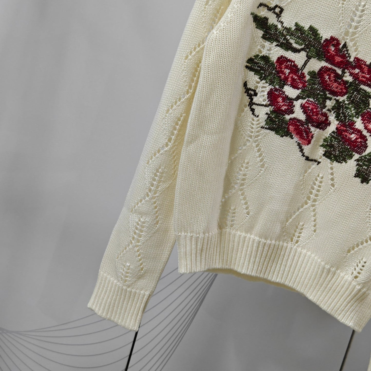 knitted long sleeves