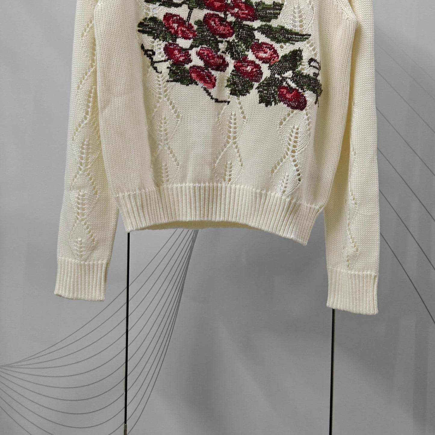 knitted long sleeves