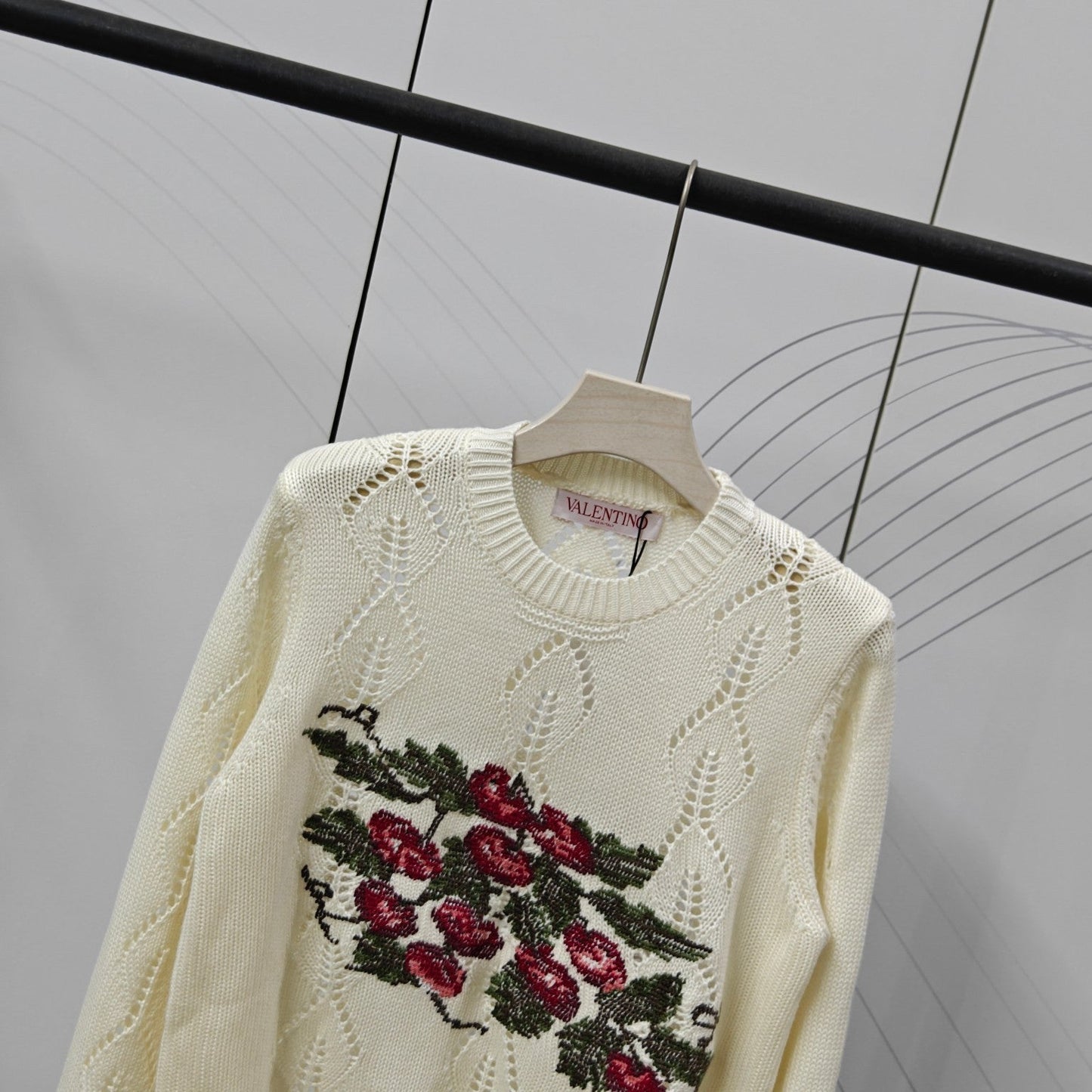 knitted long sleeves