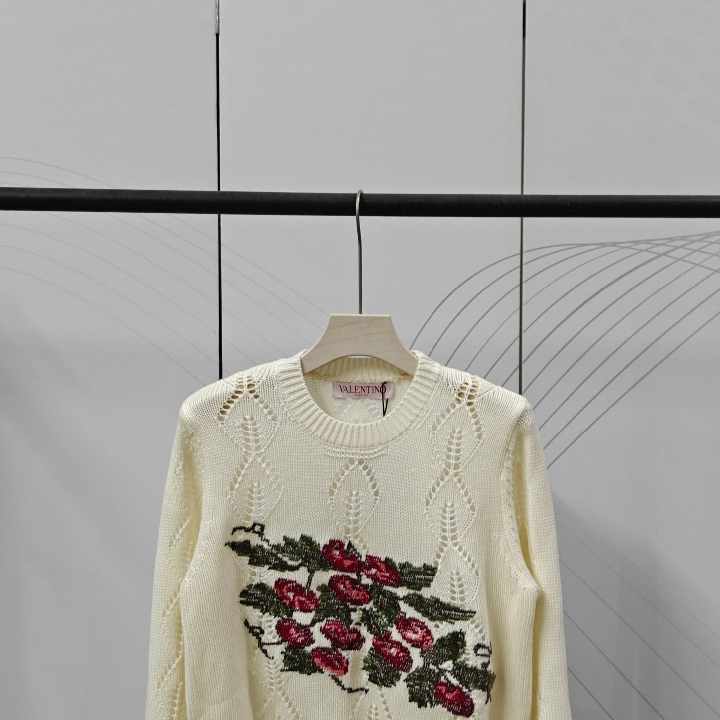 knitted long sleeves
