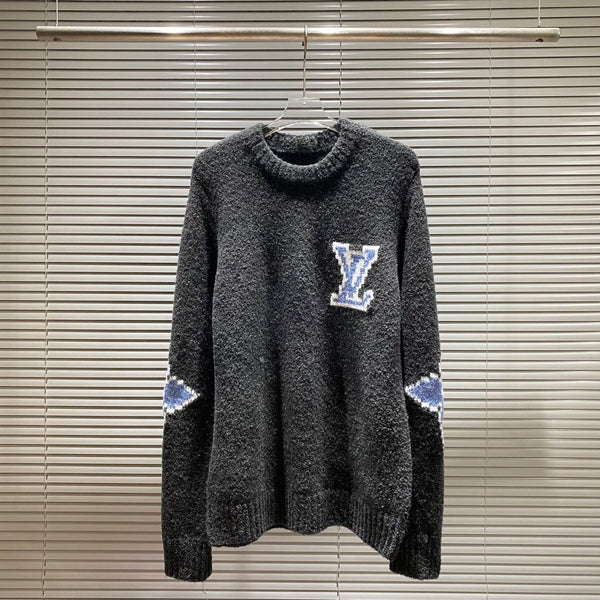 Four-leaf clover knitted sweater