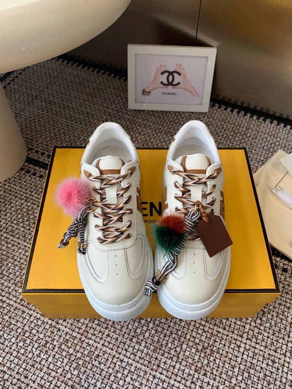 25 thick-soled casual sports shoes