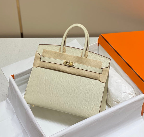 The most eye-catching and elegant bag