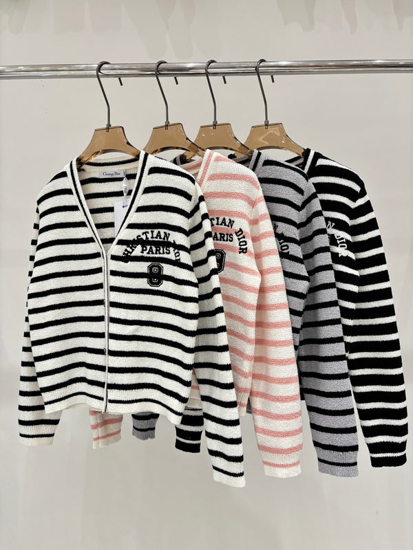 25 Early Autumn New V-neck Letter Striped Casual Knit Cardigan