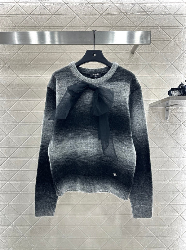 25FW New Mesh Butterfly Round Neck Sweater