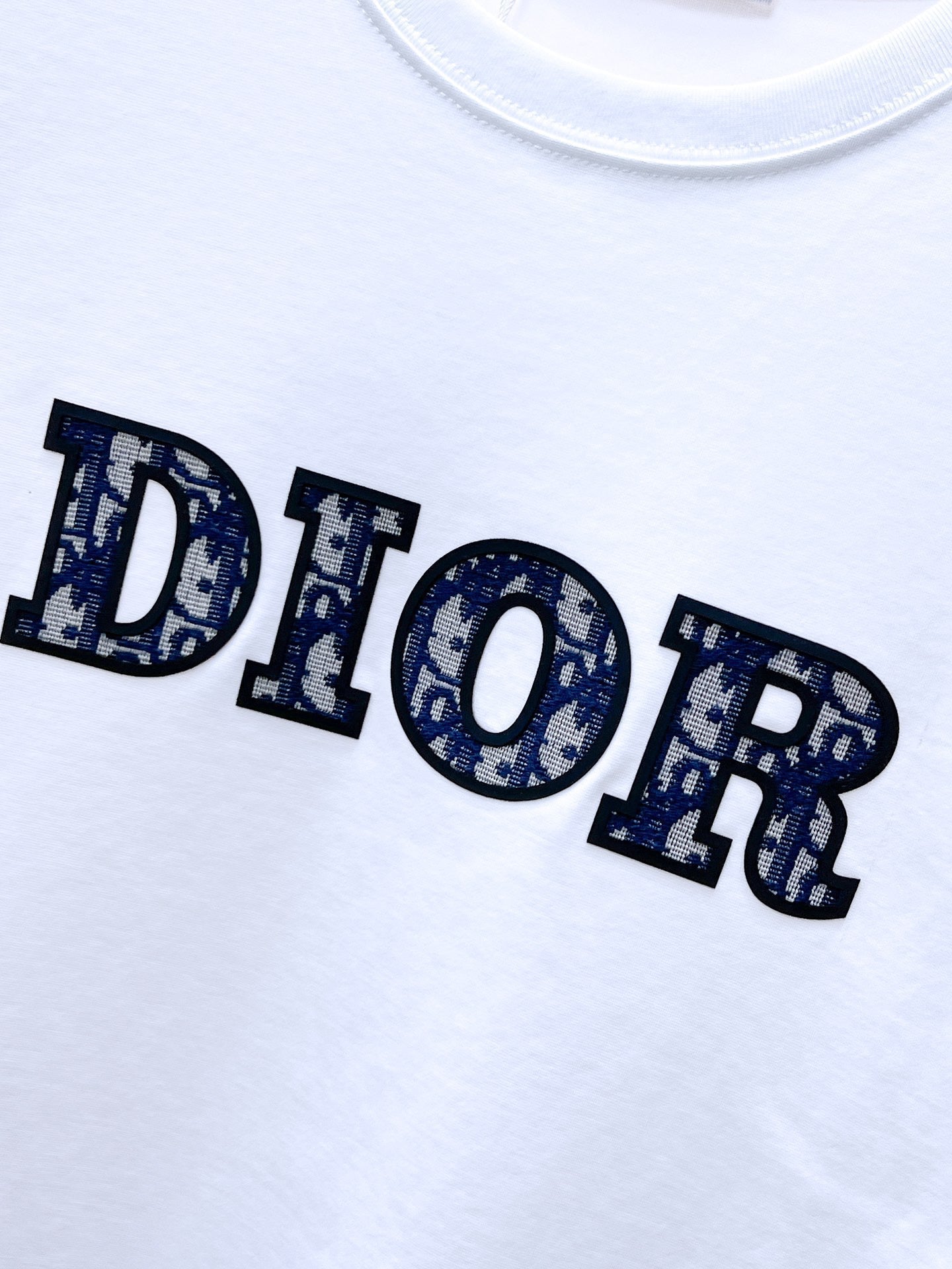 NEW  printed logo crew neck T-shirt