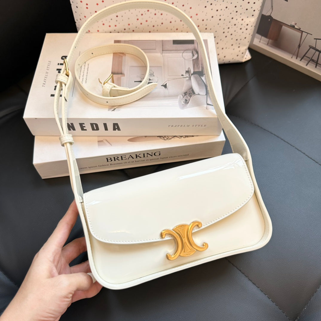 model number 67086 calfskin bag (25×15×7.5cm)